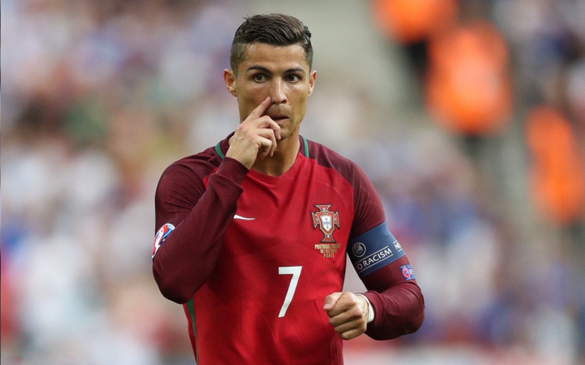 “悬崖边的赛段”——极限中的生死瞬间，悬崖边沿